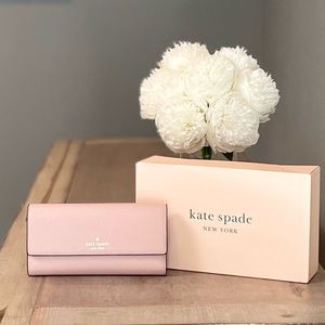 🌻 Kate Spade Large Leather Wallet NWT